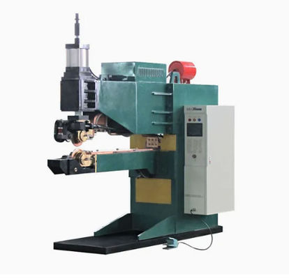 Tanques de armazenamento longitudinais automáticos e máquinas de soldar rolos cilíndricos em forma de anel, máquinas de soldar rolos de braço longo. O fabricante produz e vende diretamente o equipamento.