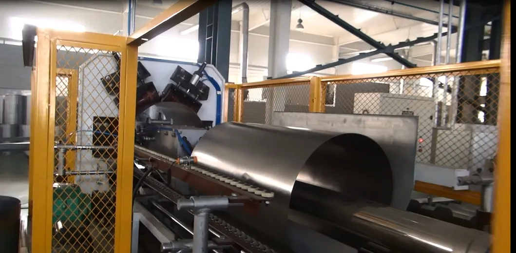 Máquina de solda de linha de produção de tambores de aço 4